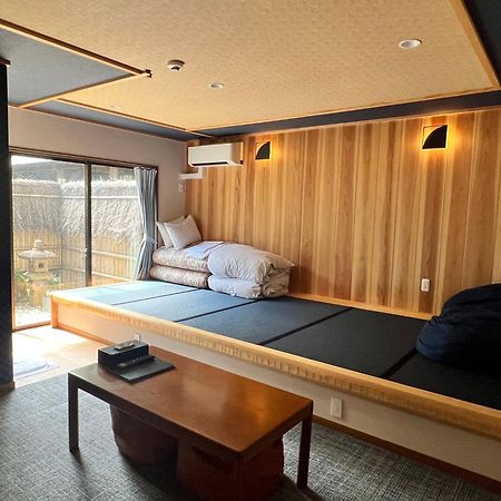 Onsen & Garden -Asante Inn- Hakone Exterior photo