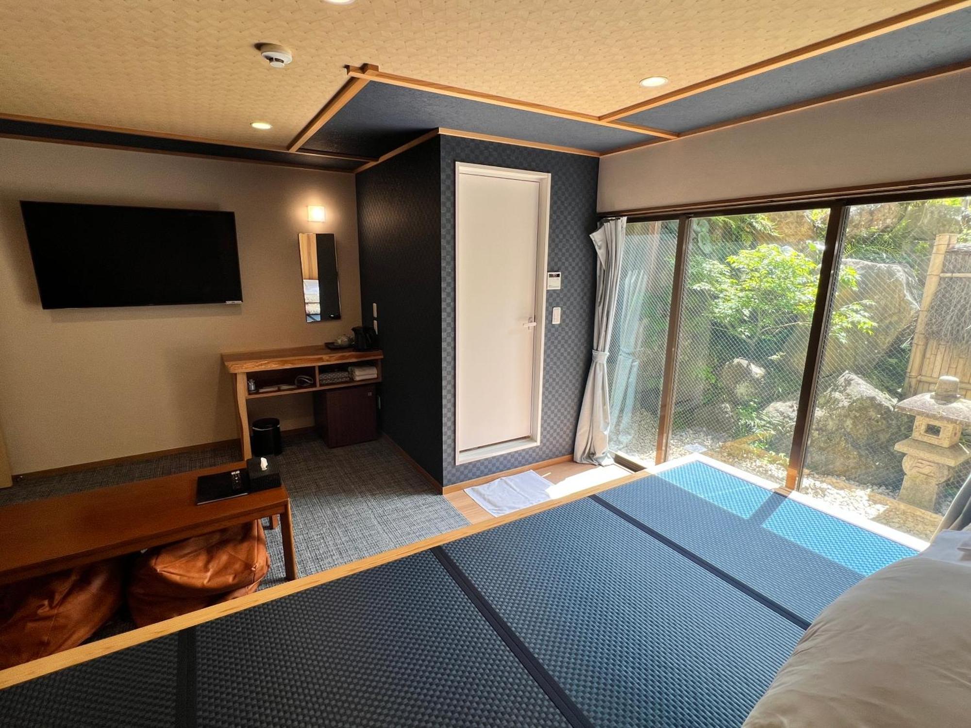Onsen & Garden -Asante Inn- Hakone Exterior photo