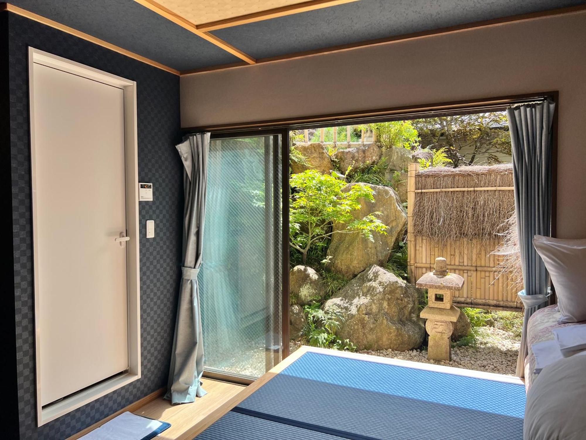 Onsen & Garden -Asante Inn- Hakone Exterior photo
