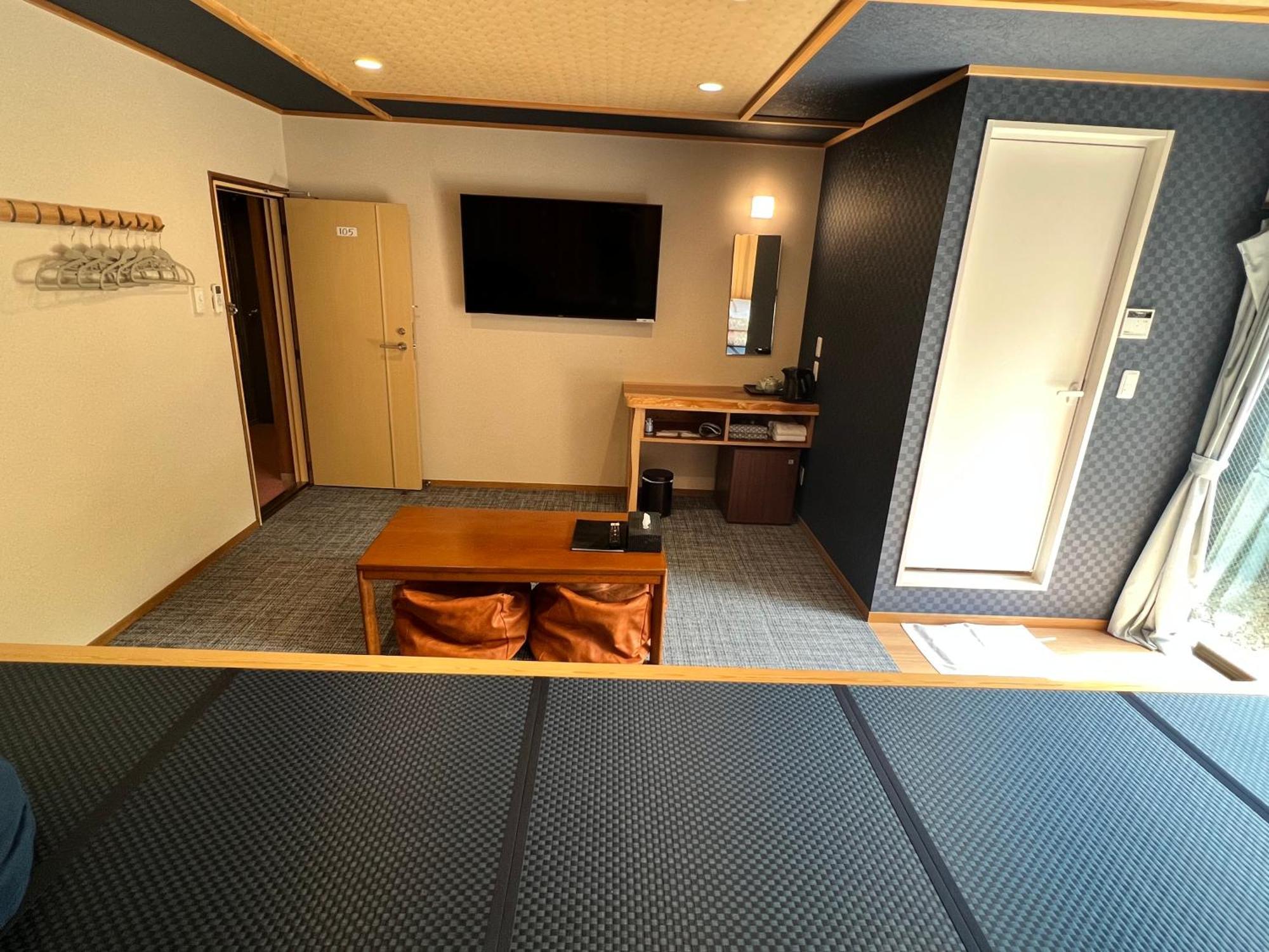 Onsen & Garden -Asante Inn- Hakone Exterior photo