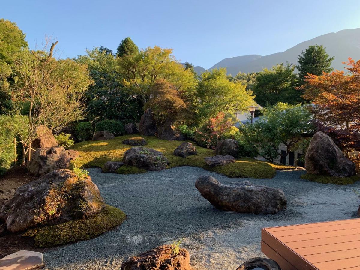 Onsen & Garden -Asante Inn- Hakone Exterior photo