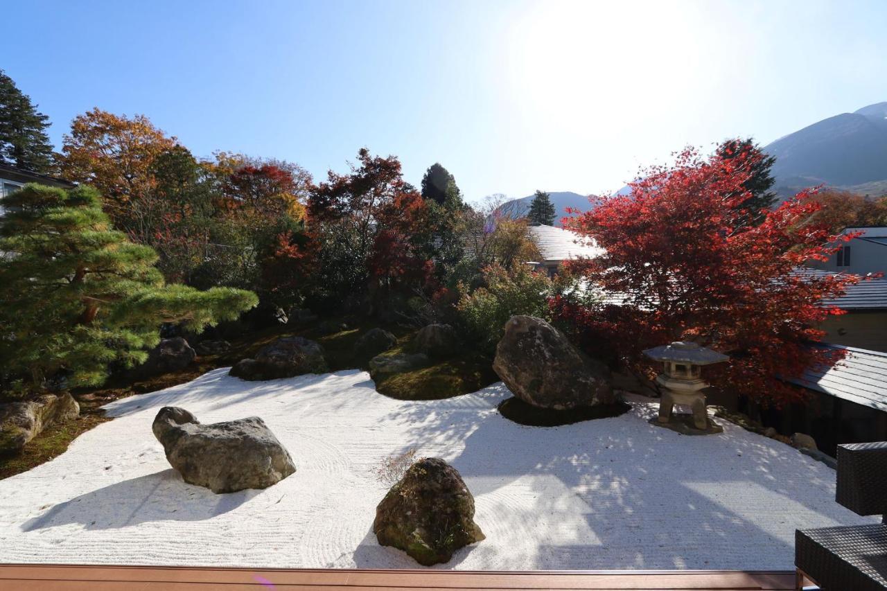 Onsen & Garden -Asante Inn- Hakone Exterior photo